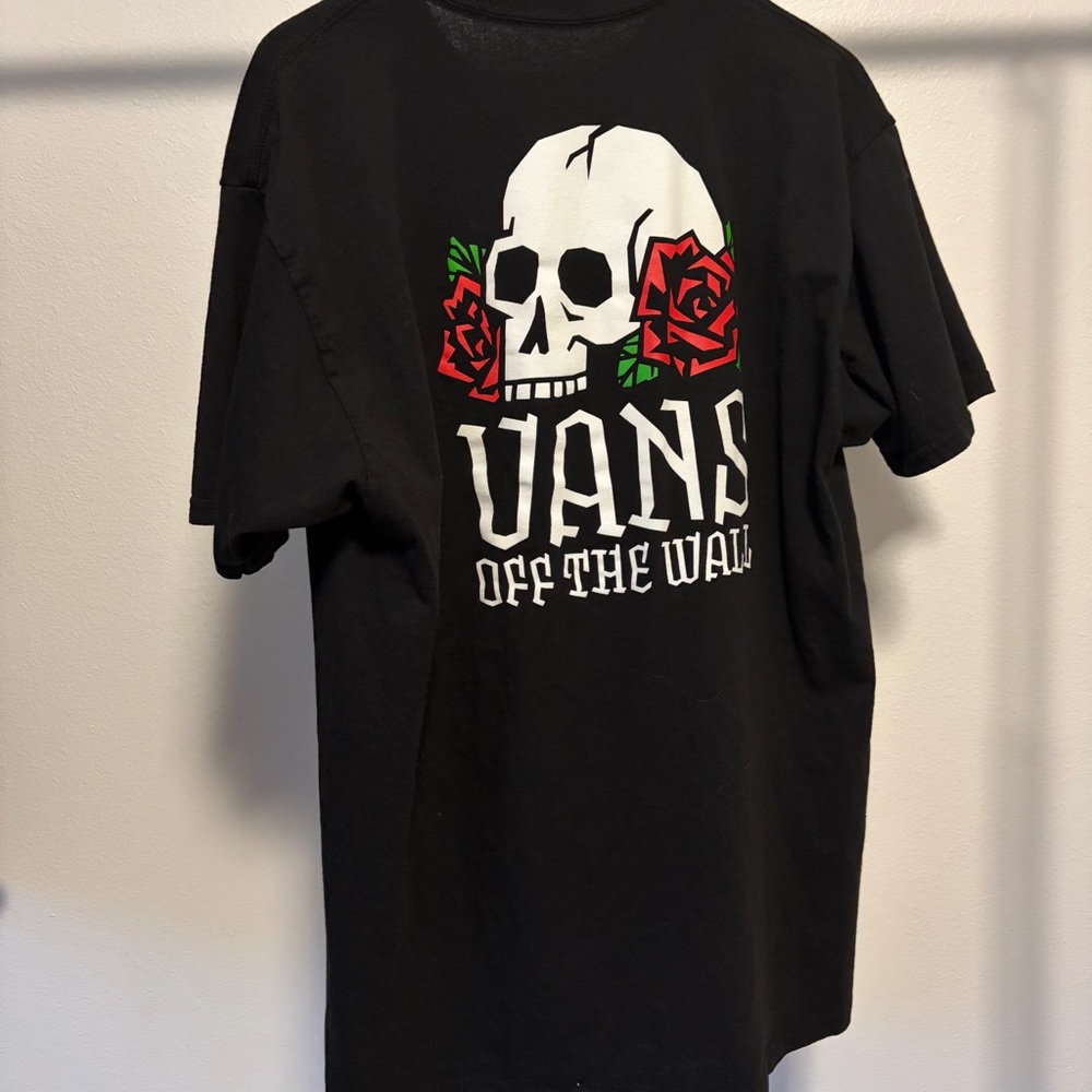 Vans Black Tee with White Skull and Red Roses Graphic Off The Wall